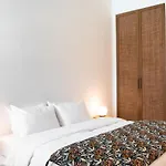 Koukoumi Vegan Boutique Ano Mera