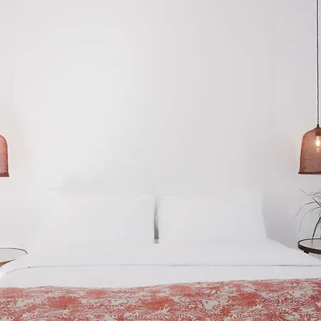 Koukoumi Vegan Boutique Áno Merá