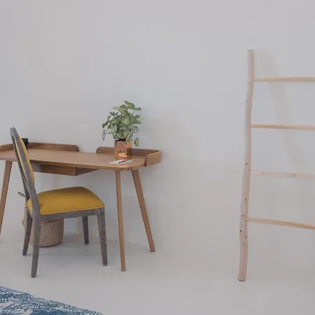 Koukoumi Vegan Boutique 호텔 아노 메라