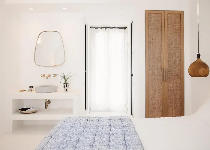 Koukoumi Vegan Boutique